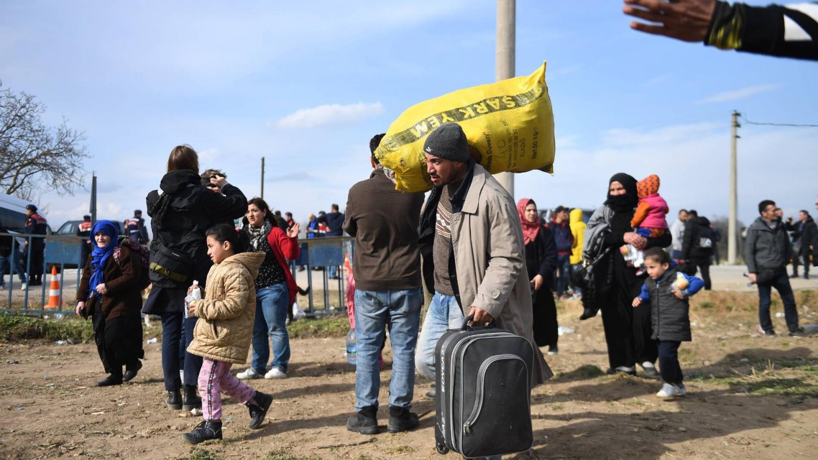 Menekültek Törökországban a görög határnál, Edirne-nél