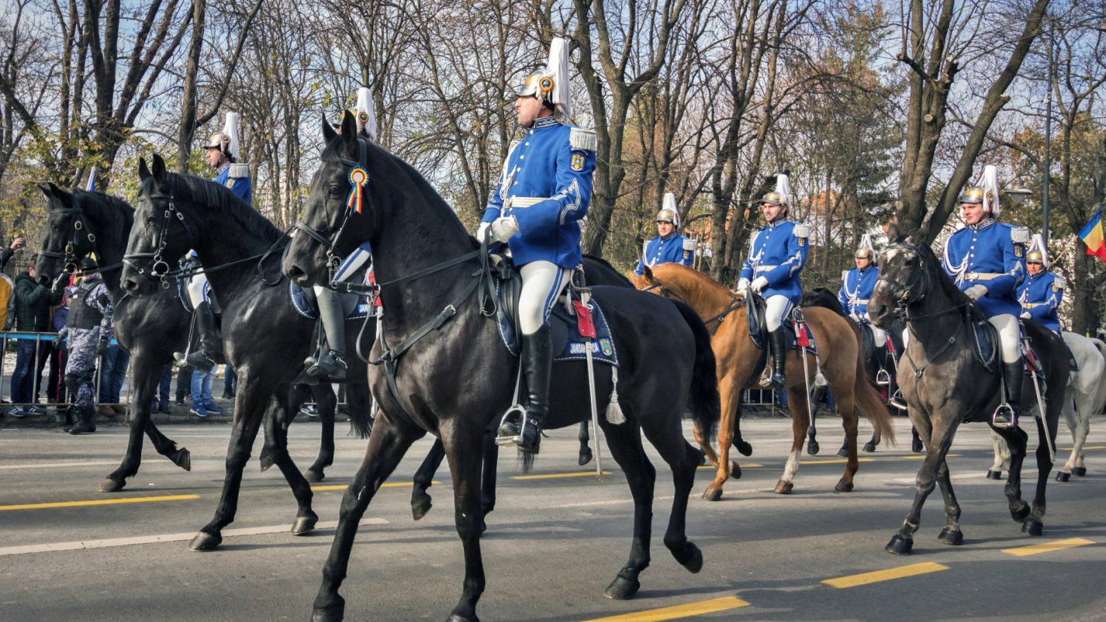 2018. december elsején katonai parádéval ünnepelt Románia