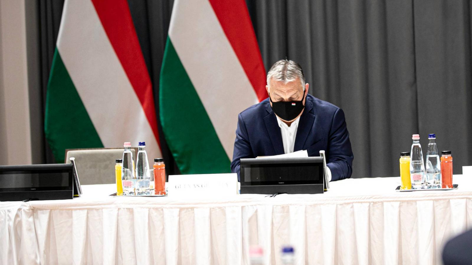 Orbán Viktor miniszterelnök korábbi bejelentése a járványügyi szigorításokról