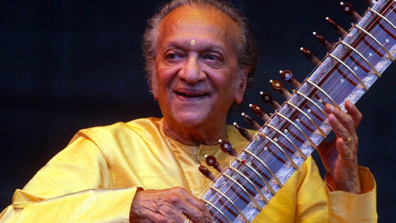 Ravi Shankar az indiai művészet „örök igazságait” képviseli, bár rendhagyó formában