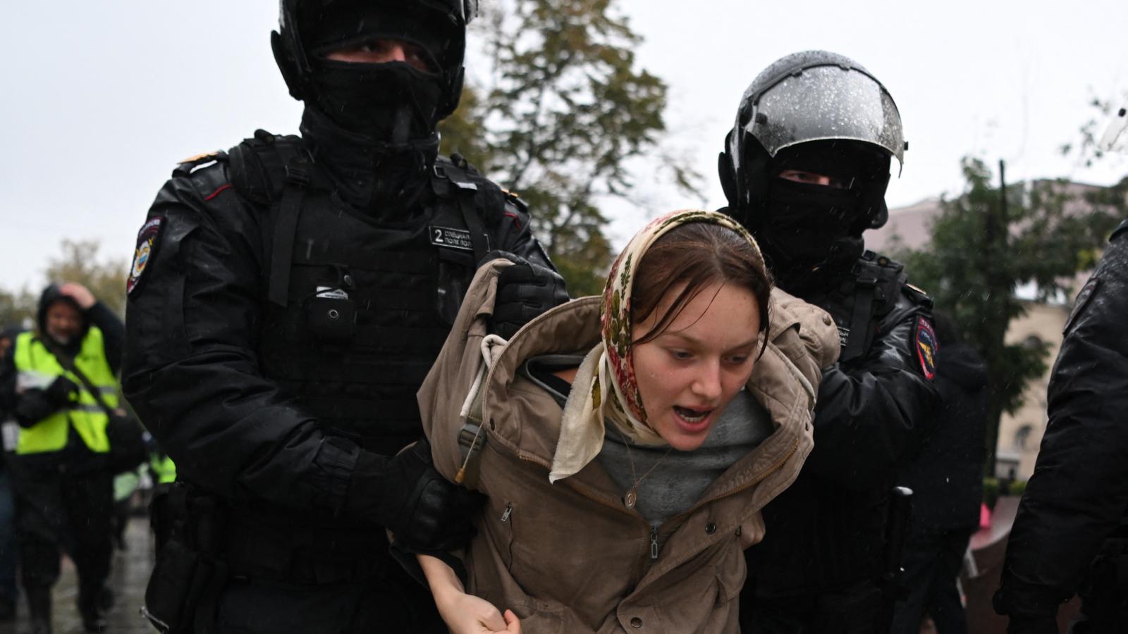 Őrizetbe vétel egy szeptember 24-i moszkvai tüntetésen