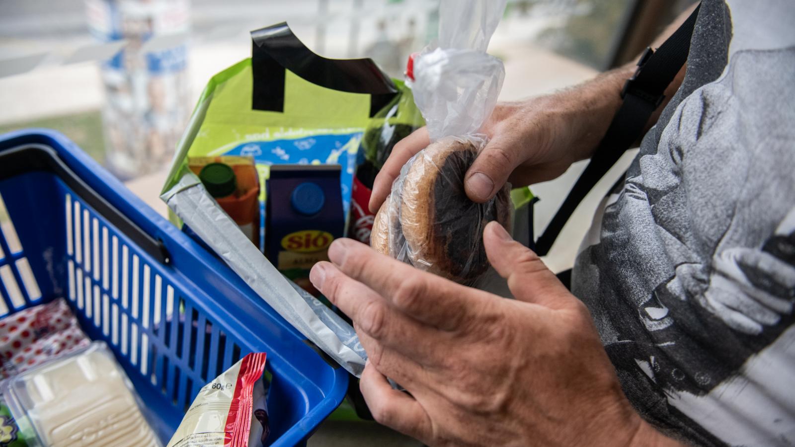 A tavalyi áremelkedések áthúzódó hatásai miatt lassan mérséklődik az infláció