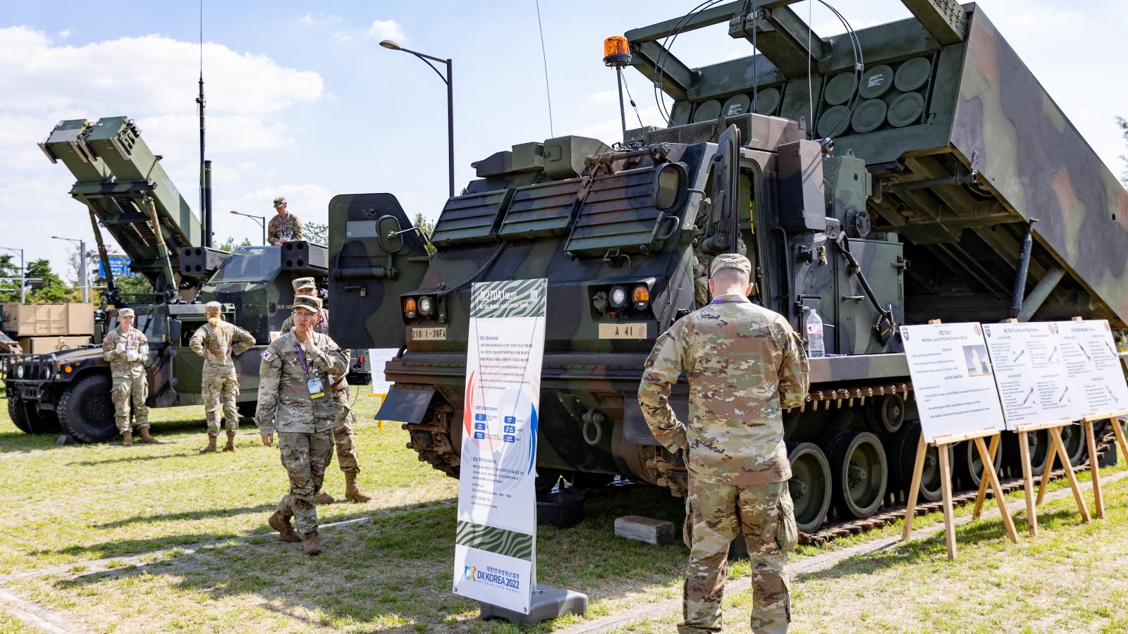 Az amerikai és a dél-koreai hadsereg közös hadgyakorlatot tartott