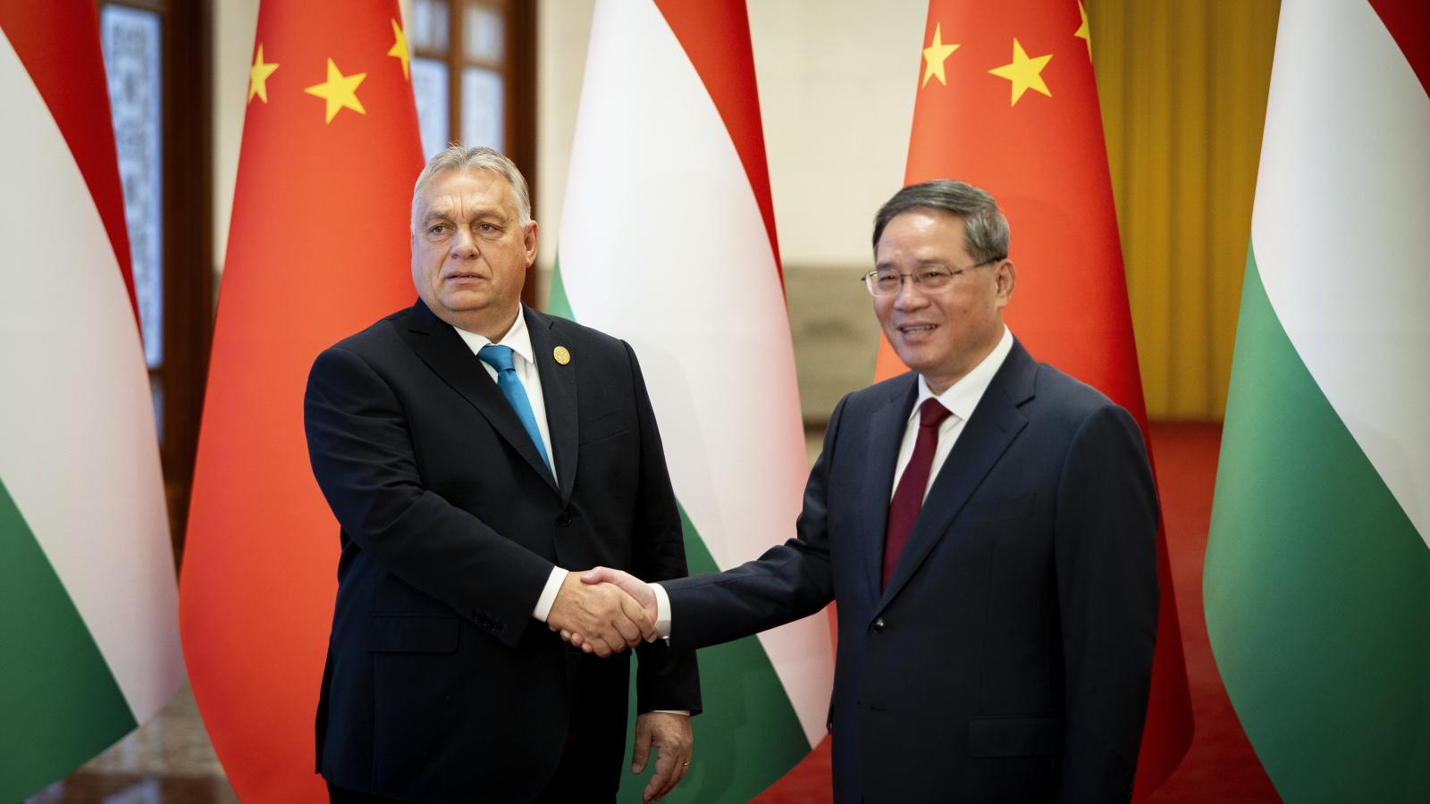  Orbán Viktor miniszterelnököt  fogadja Li Csiang kínai kormányfõ Pekingben 2023. október 16-án