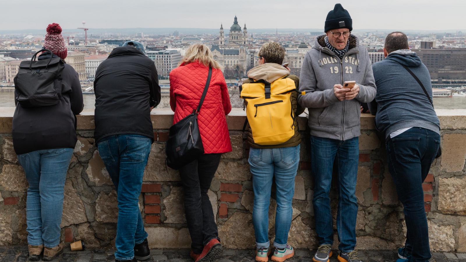 Turisták a budai Várban