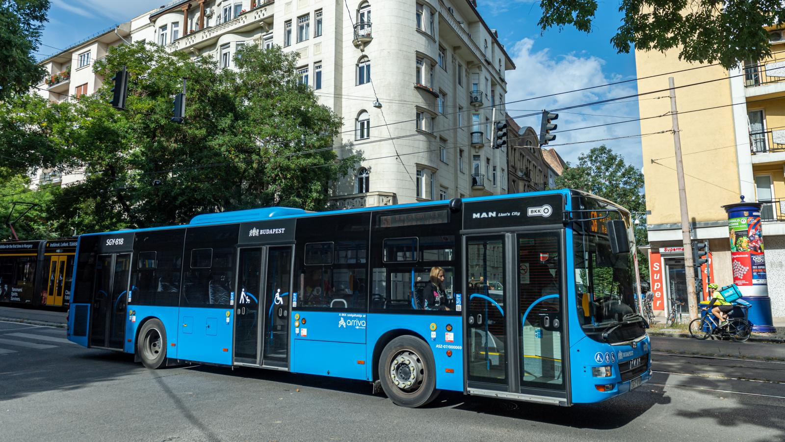 43 buszjáratot érint a ritkítás. Ahol szükséges, ott beavatkoznak