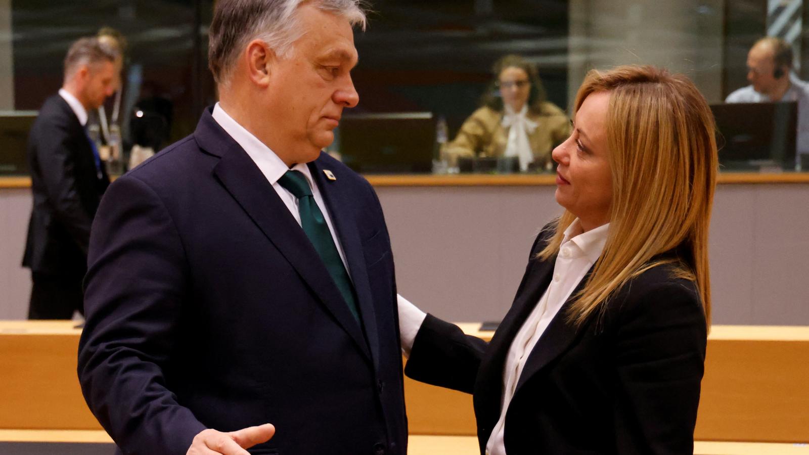 Orbán Viktor magyar kormányfő és Giorgia Meloni olasz miniszterelnök