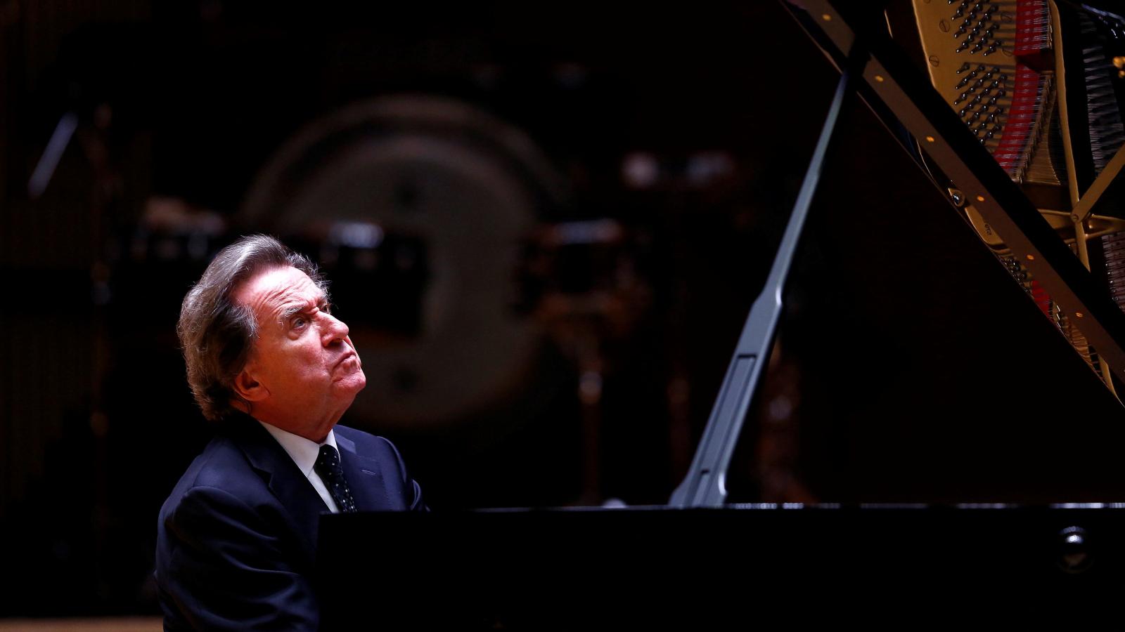 Az osztrák zongoraművész, Rudolf Buchbinder Beethoven valamennyi zongoraversenyét előadja két koncerten