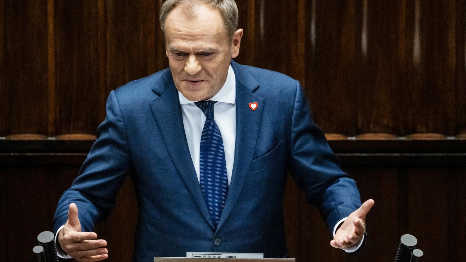 Donald Tusk maga sem számított arra, hogy a kormányzás sétagalopp lesz a PiS folyamatos kampány­üzem­módja miatt