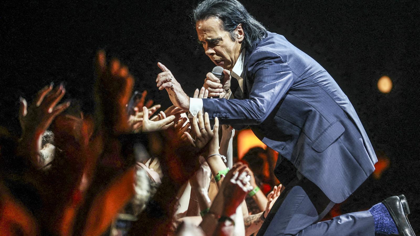 Nick Cave művészete az őrült kezdetektől a spirituális alkotásig