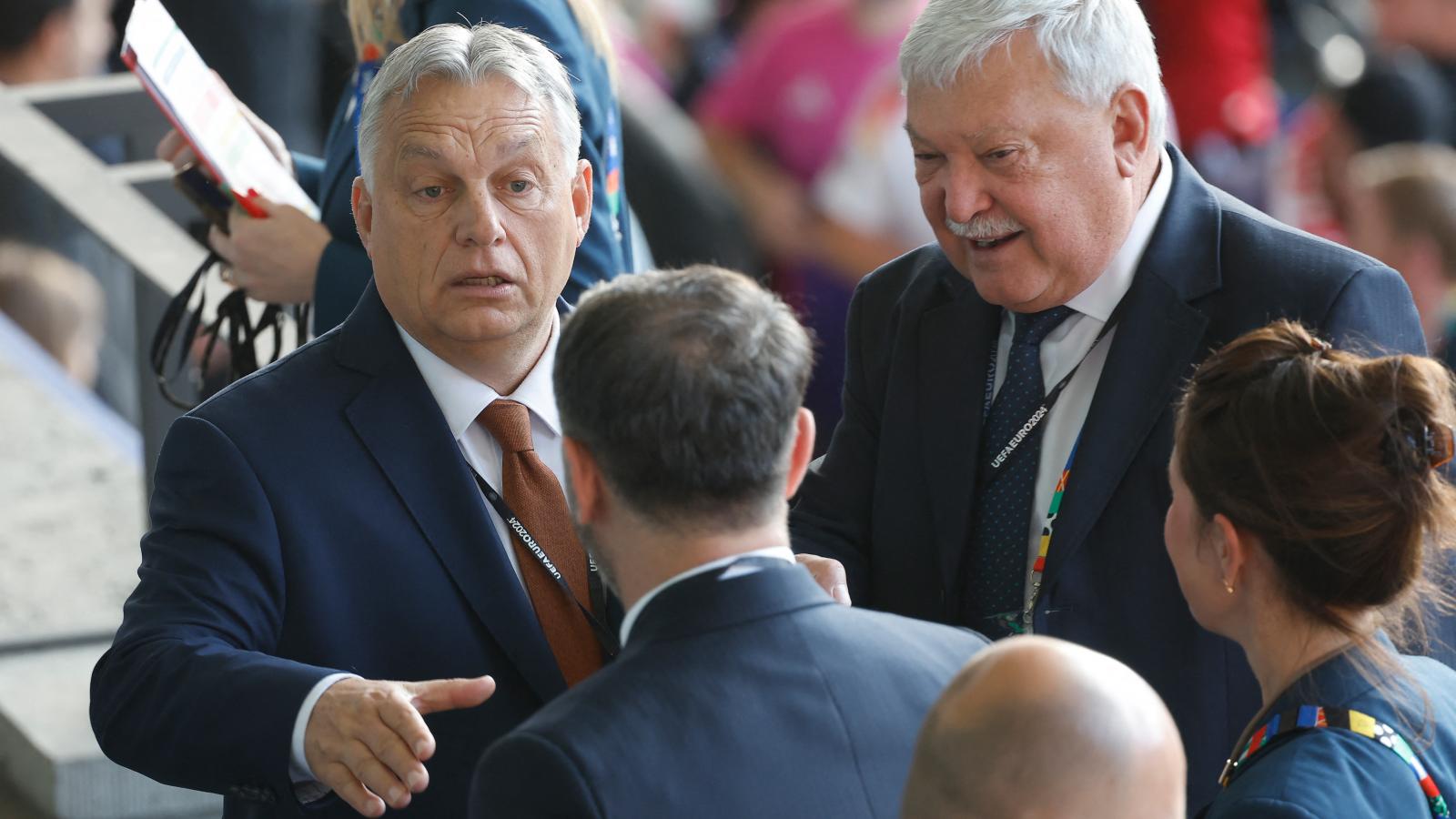 Orbán Viktor a berlini Olympiastadionban