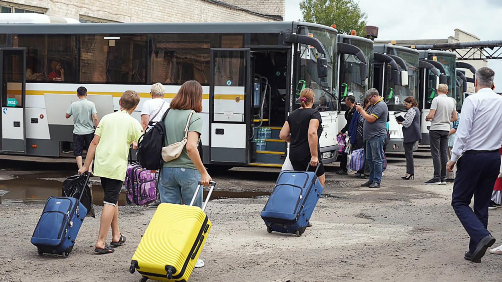 Több mint 76 ezer embert evakuáltak szombatig Kurszkból az orosz hatóságok