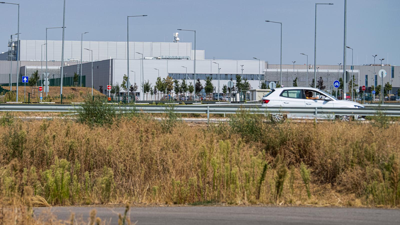 A BMW-gyár munkaerő- igénye miatt Hajdú-Bihar vármegye élen jár az álláshirdetések számának növekedésében