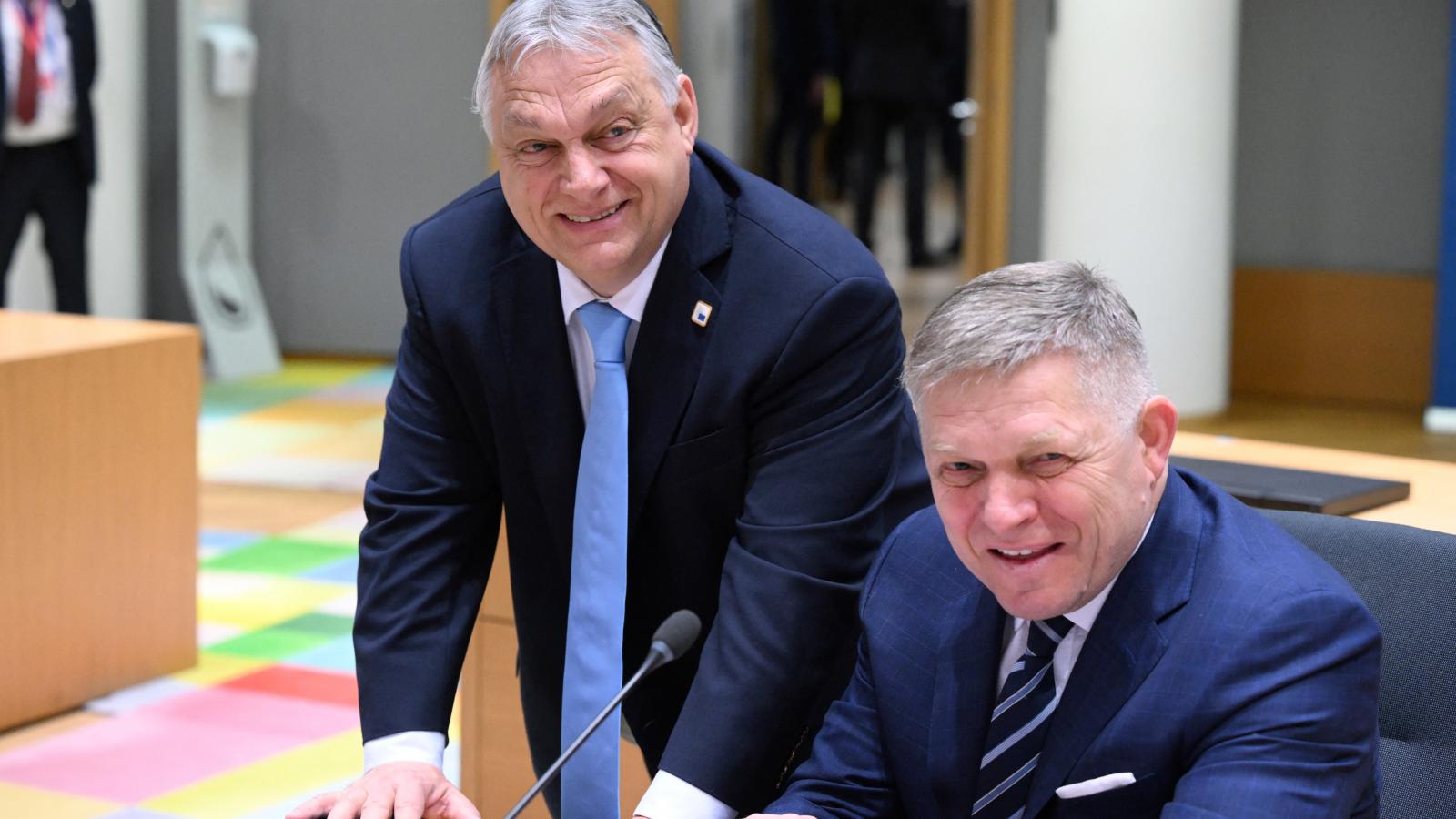 Orbán Viktor és Robert Fico 