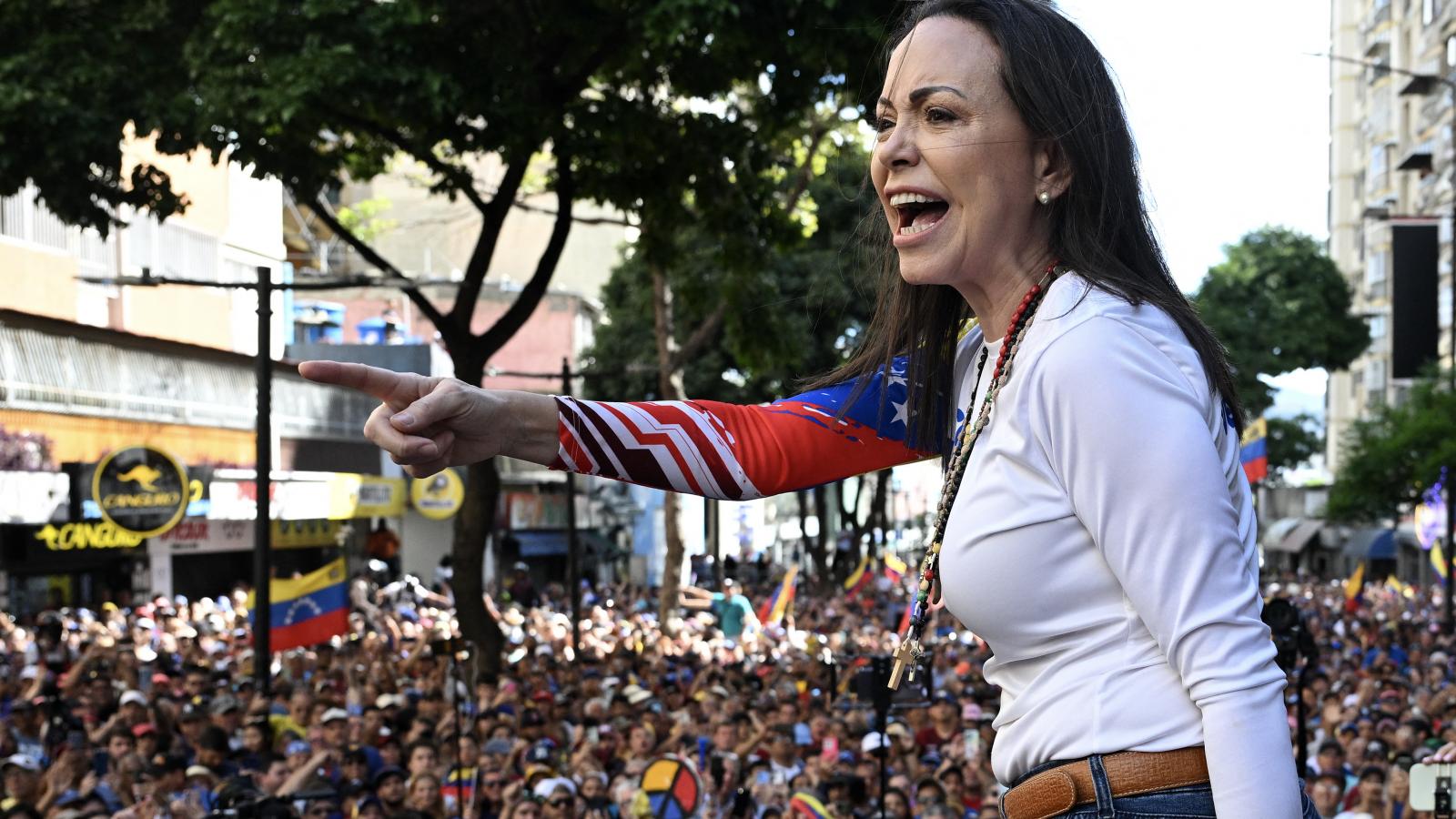 María Corina Machado venezuelai ellenzéki vezető egy kormányellenes tüntetésen