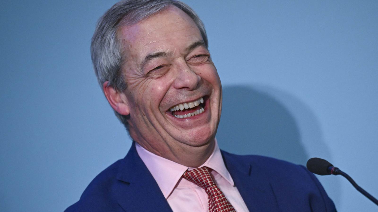 Egyre több oka van a vidámságra Nigel Farage-­nak