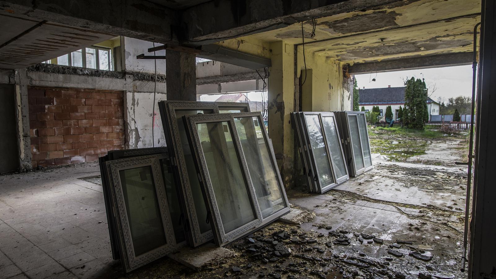 Így néz ki most a minden kampányban előrántott iskola