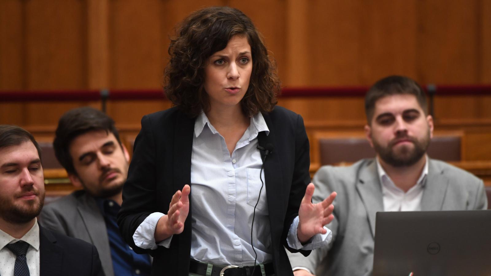 Korábbi felvétel 