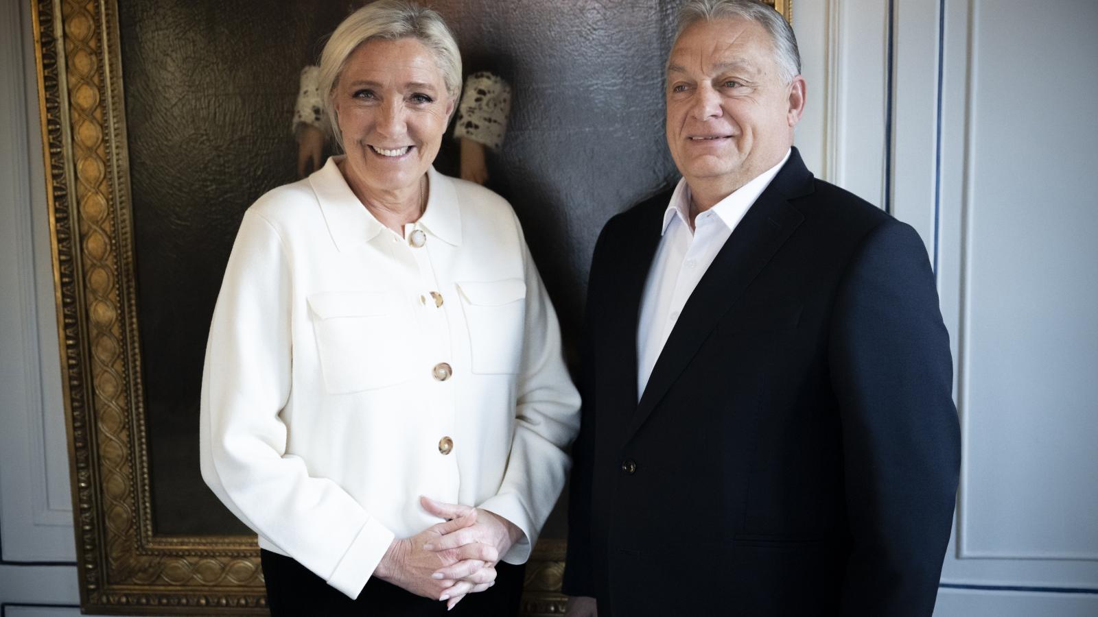 Orbán Viktor miniszterelnök és Marine Le Pen, a francia Nemzeti Tömörülés 2025. március 6-án Párizsban