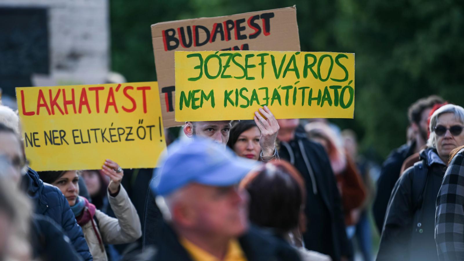 Tavaly tavasszal még tüntettek is a Diószagi utcai lakók a kormány lépései ellen