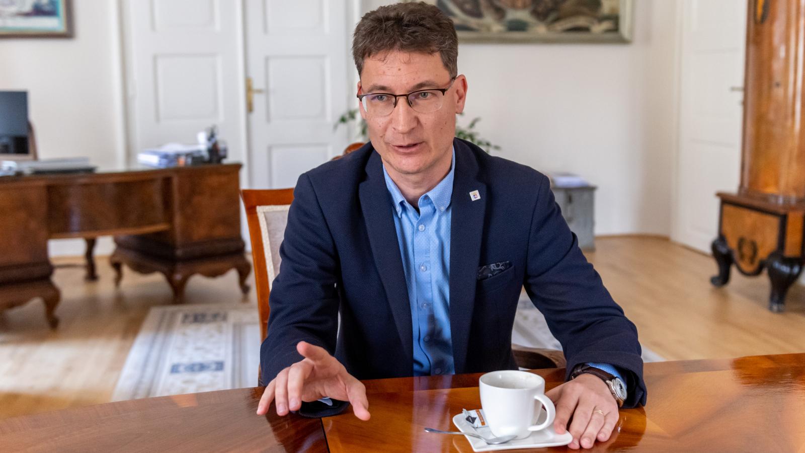 Cser-Palkovics András - Korábbi felvétel 