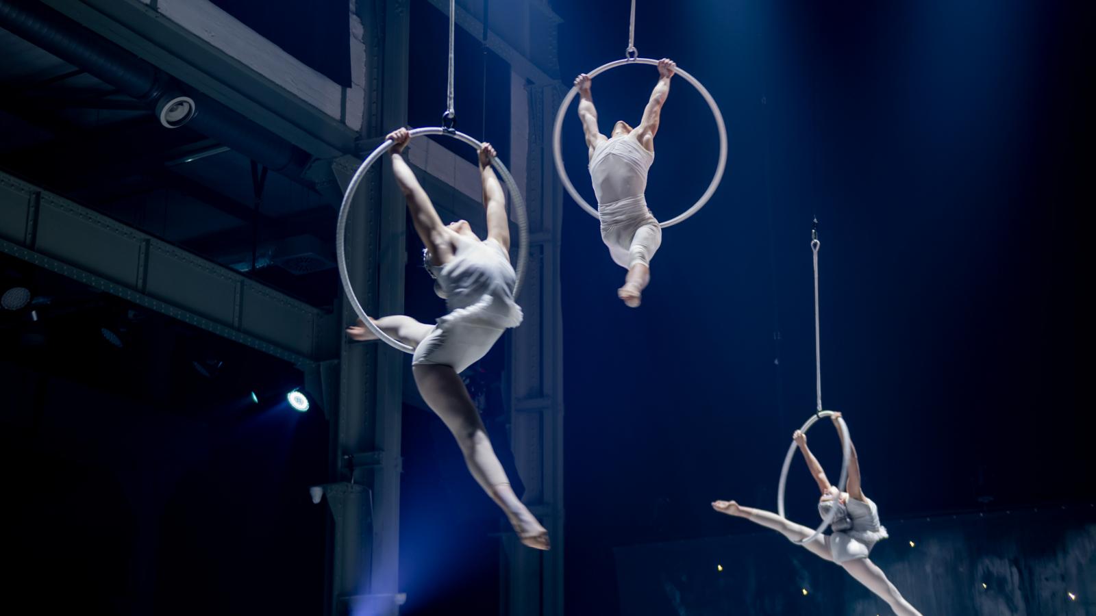 A Recirquel Kristály c. előadása a Millenáris Üvegcsarnokban 2022. december 5-én