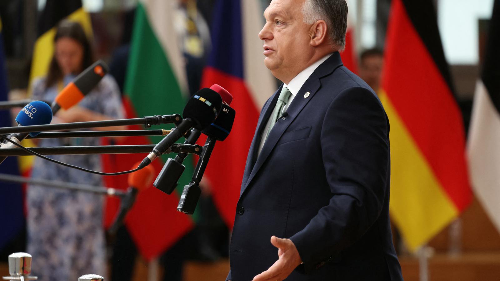 Orbán Viktor sajtótájékoztatója az EU-tagállamok vezetőinek brüsszeli találkozóján június 26-án