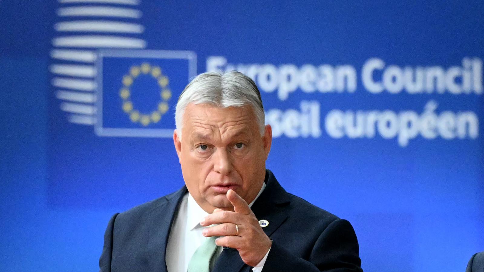 Videóhívásában Volodimir Zelenszkij ukrán elnök is azt kérte az uniós vezetőktől, nyissák meg a technikai szintű tárgyalásokat