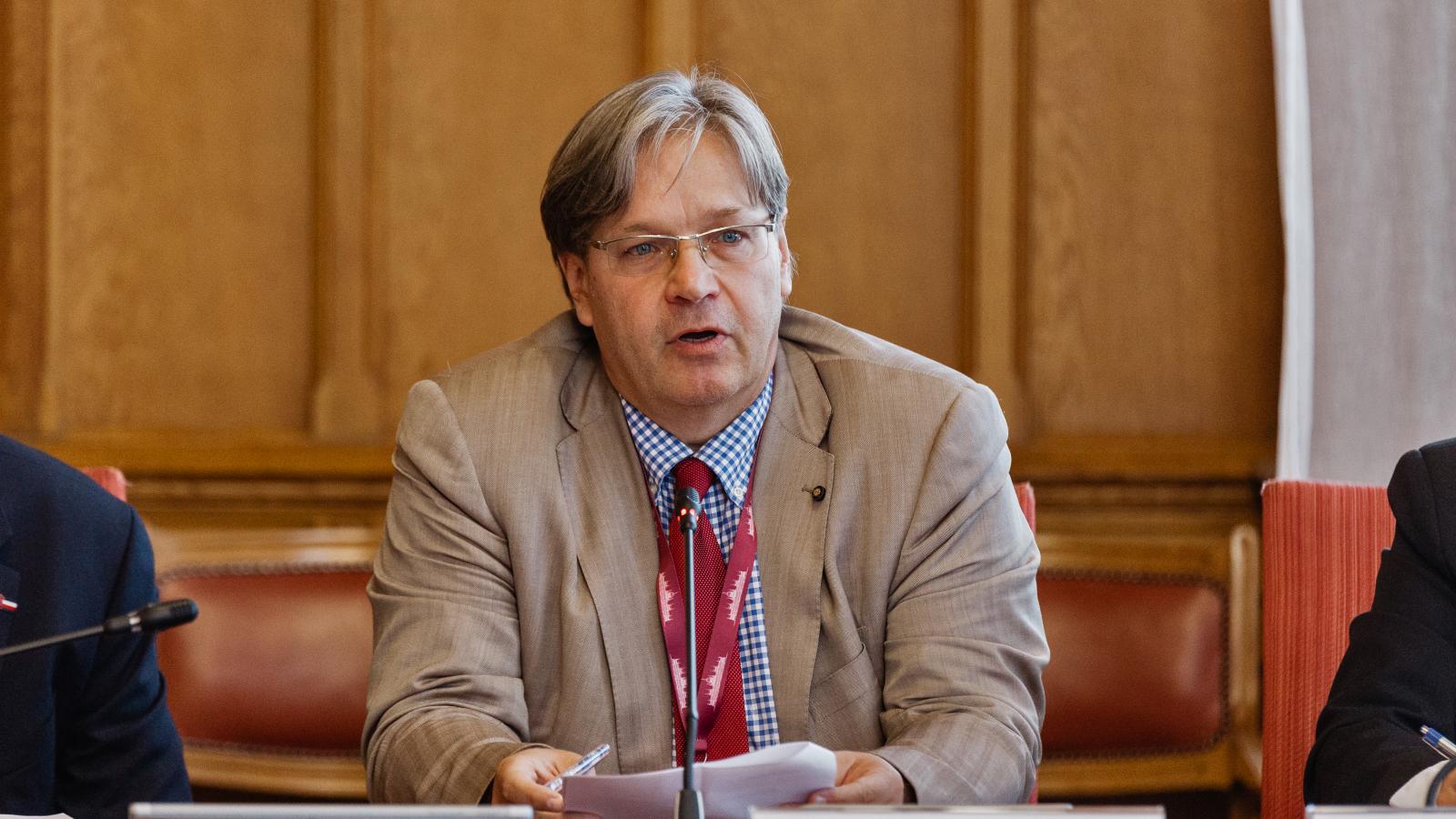 A pártügyész. Vejkey Imre biztos abban, hogy a KDNP a Fidesszel bajtársi szövetségben folytatja Szent István országépítő nagy művét