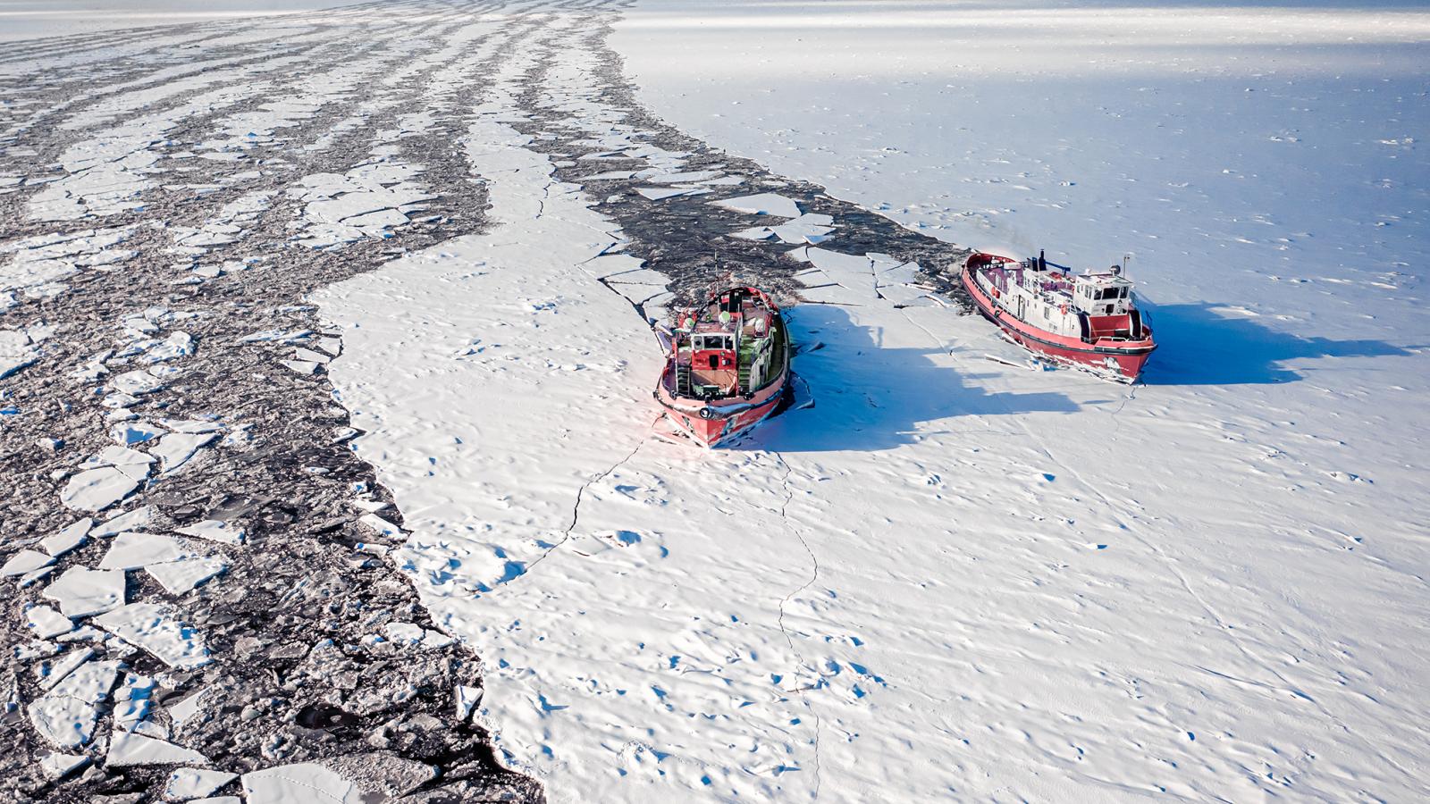 Fontos útvonalakat zárhat el a jégtakaró, ezért a klímaváltozás ellenére is fontos szerep jut a jégtörőknek
