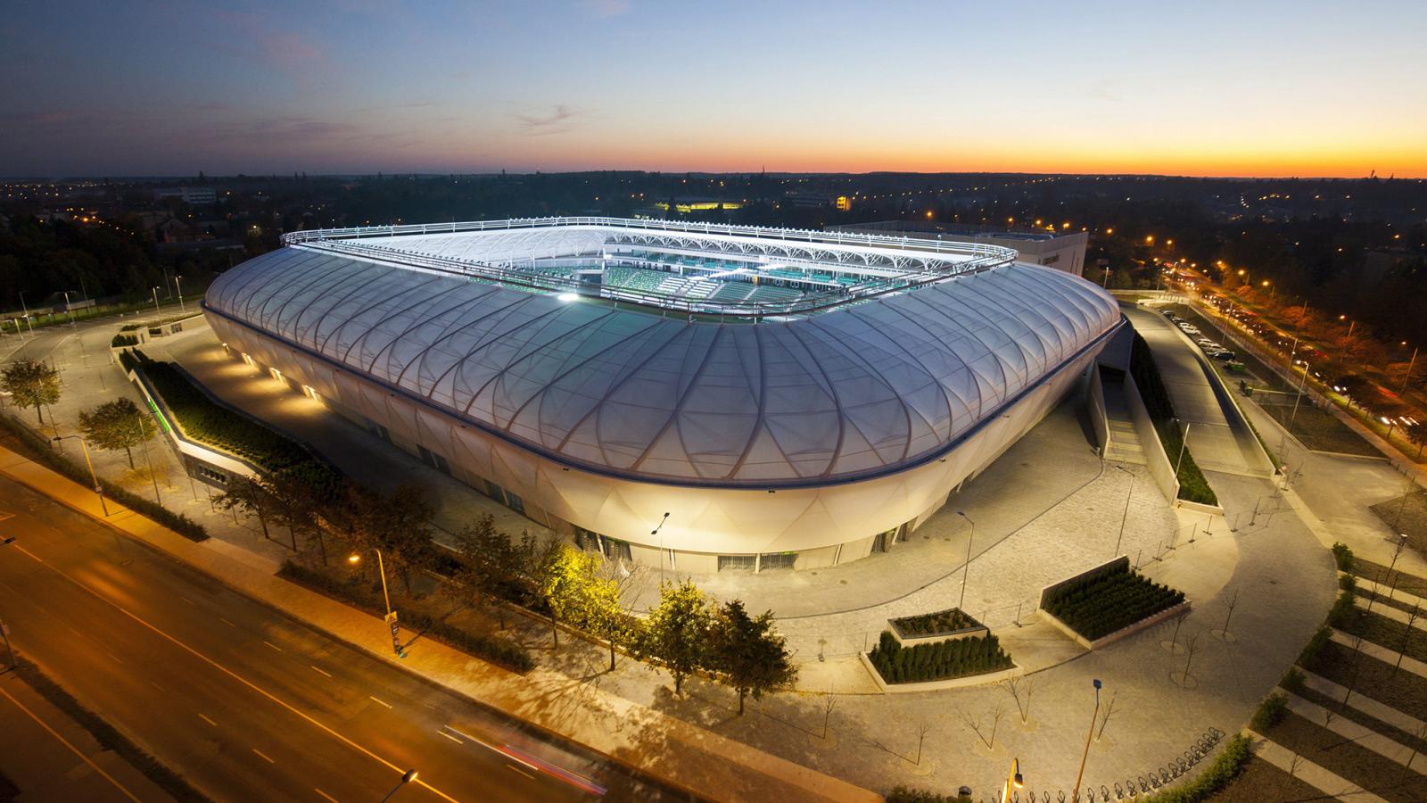 Szombathely: csodastadion 2017-ben és lepusztult csapat