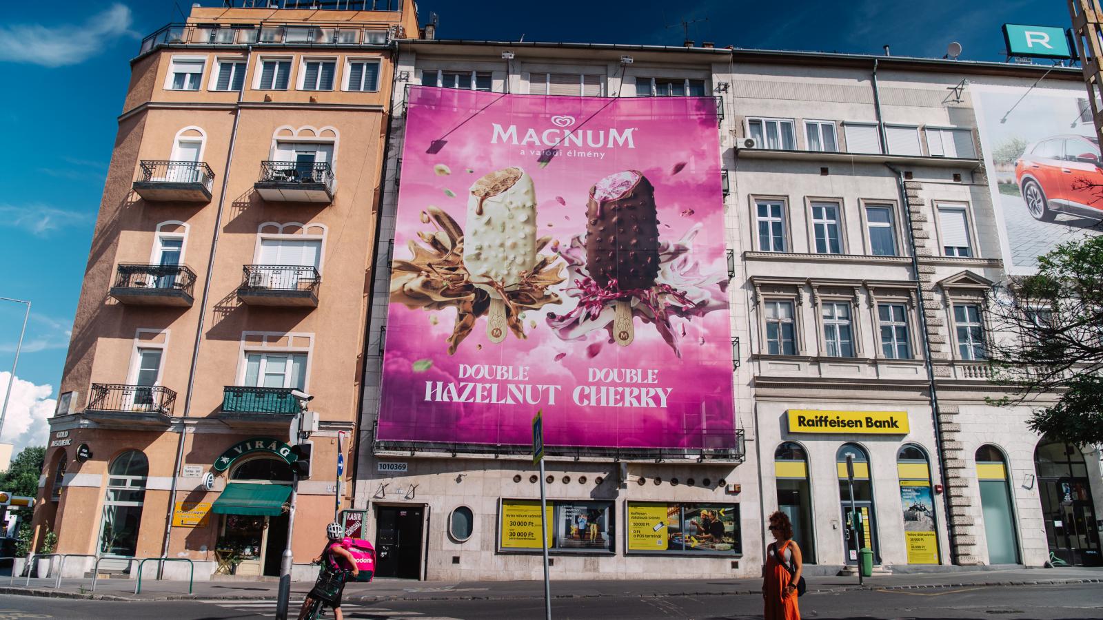 Jégkrémek. Könnyen lehet, hogy a választások közeledtével mást hirdetnek majd