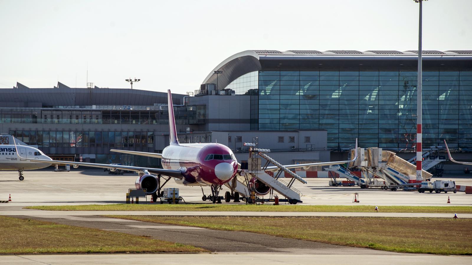 Ismét a kormány célkeresztjében a Budapest Airport, tárgyalások kezdődnek a megvételéről