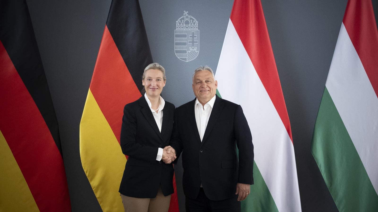 Alice Weidel és Orbán Viktor 2025. július 29-én