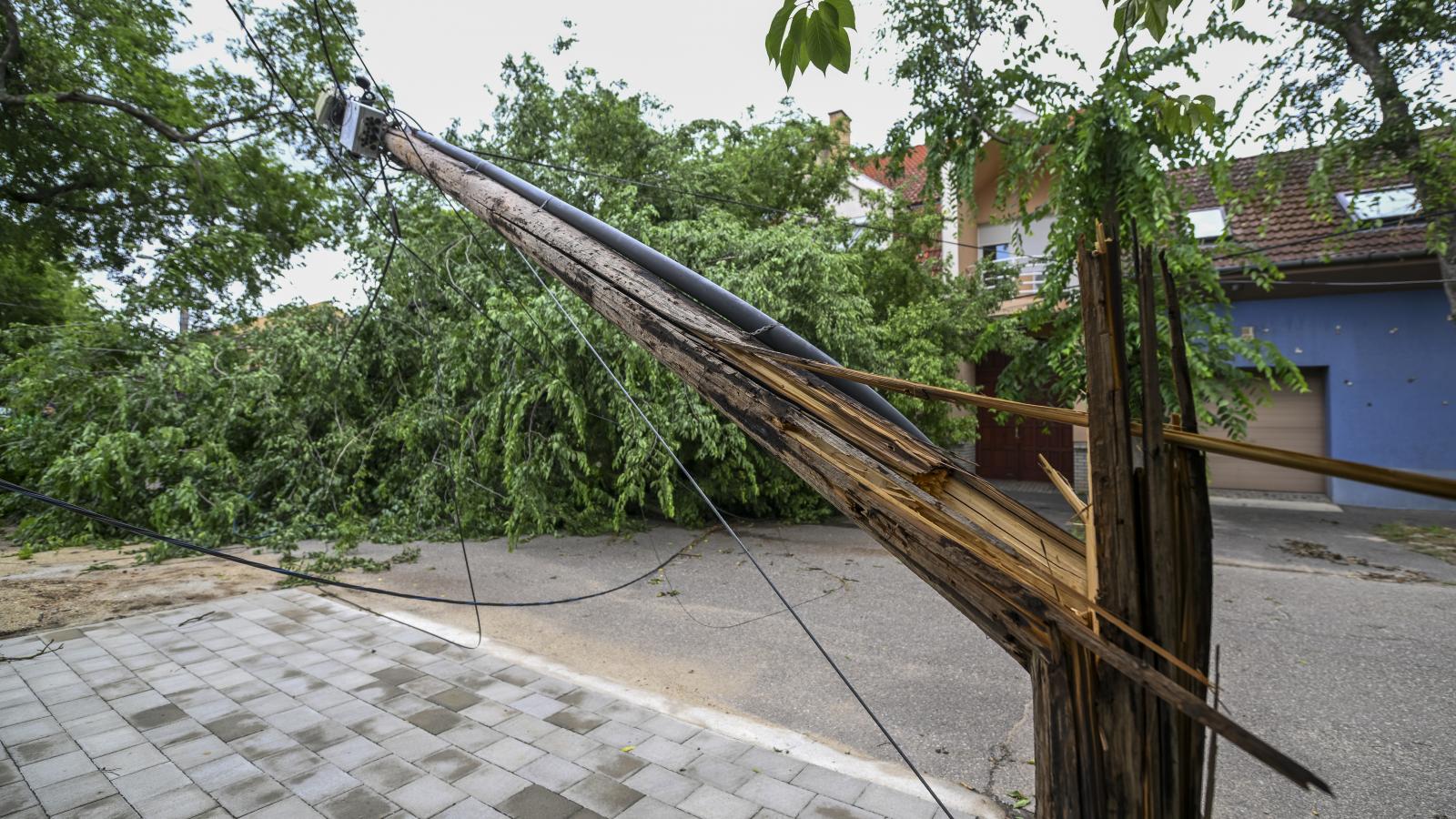 Extrém kárhelyzet alakult ki, rengeteg család volt érintett az áramkimaradásokkal