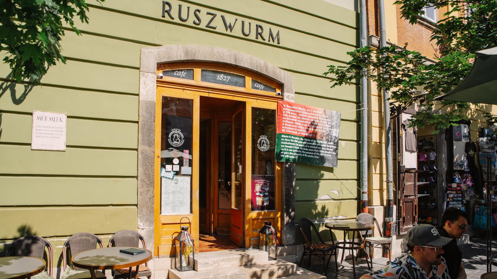 Egy korszak vége. Bezárt a Korona és a Ruszwurm