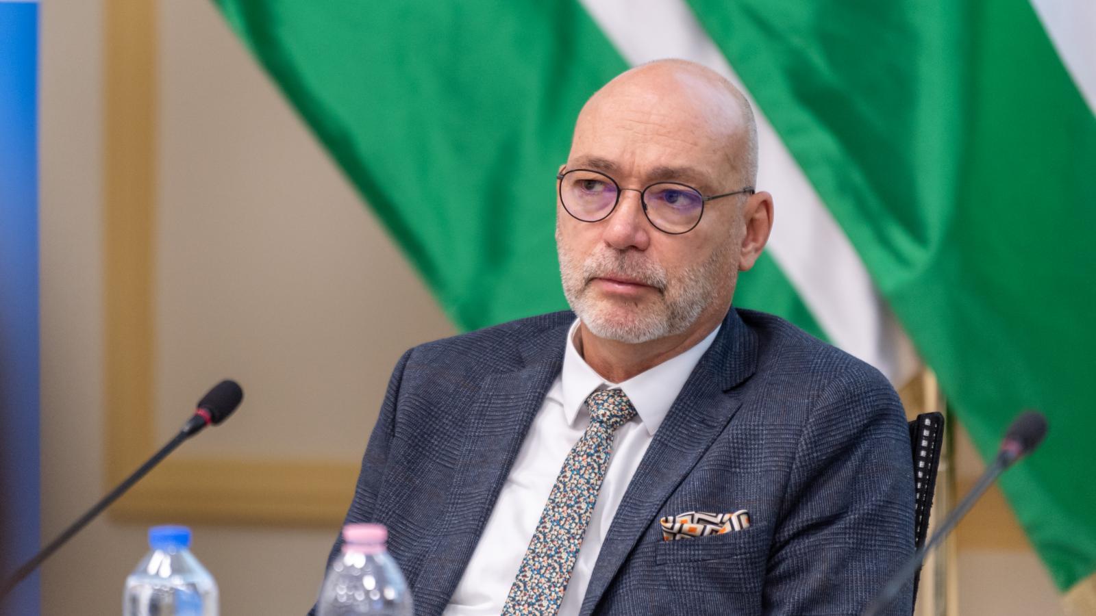 Péterfalvi Attiláék titkolják, milyen eredménnyel zárultak a vizsgálatok