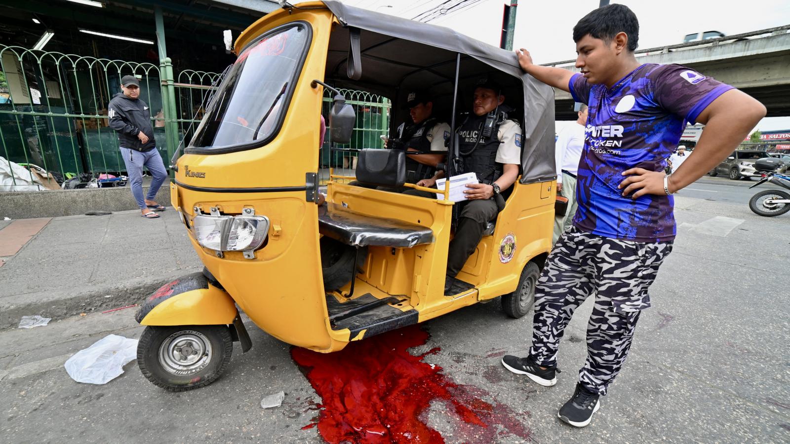 Életkép Guayaquilból. A gyilkosságok száma 47 százalékkal emelkedett a múlt év azonos időszakához képest