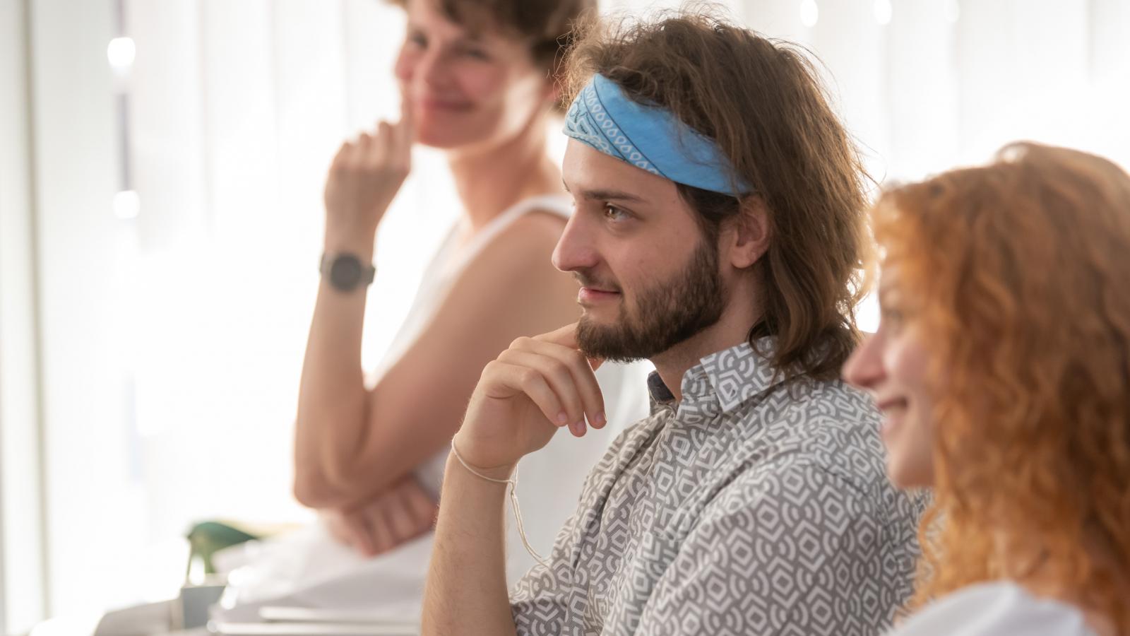 A lélek betegségei is ugyanolyan súlyosak lehetnek, mint a testiek. Az, hogy egy szikrányit sem látni ennek az oktatásba való integrálását, elszomorító