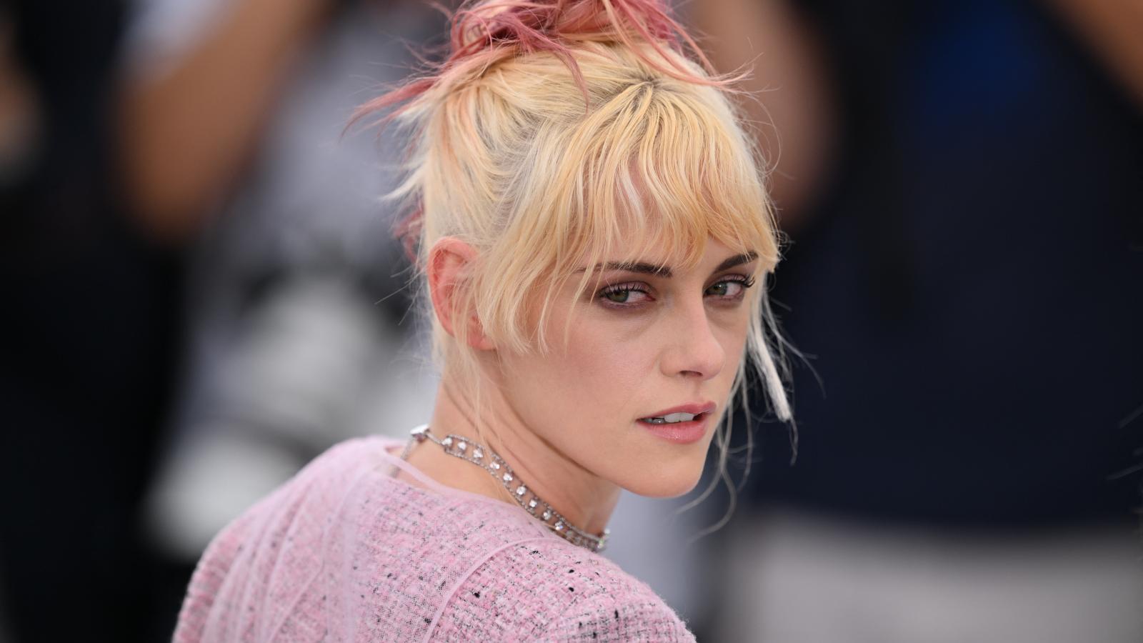 „Hollywoodban arról fognak beszélgetni, hogy az emberek nem értik a filmet. Pedig én csak a valóságot formálom. Más is ezt teszi másképpen, mondhatnék egy rohadékot, de inkább most befogom a szám. Pedig a kezem izzad, ha arra gondolok, ki most az amerikai