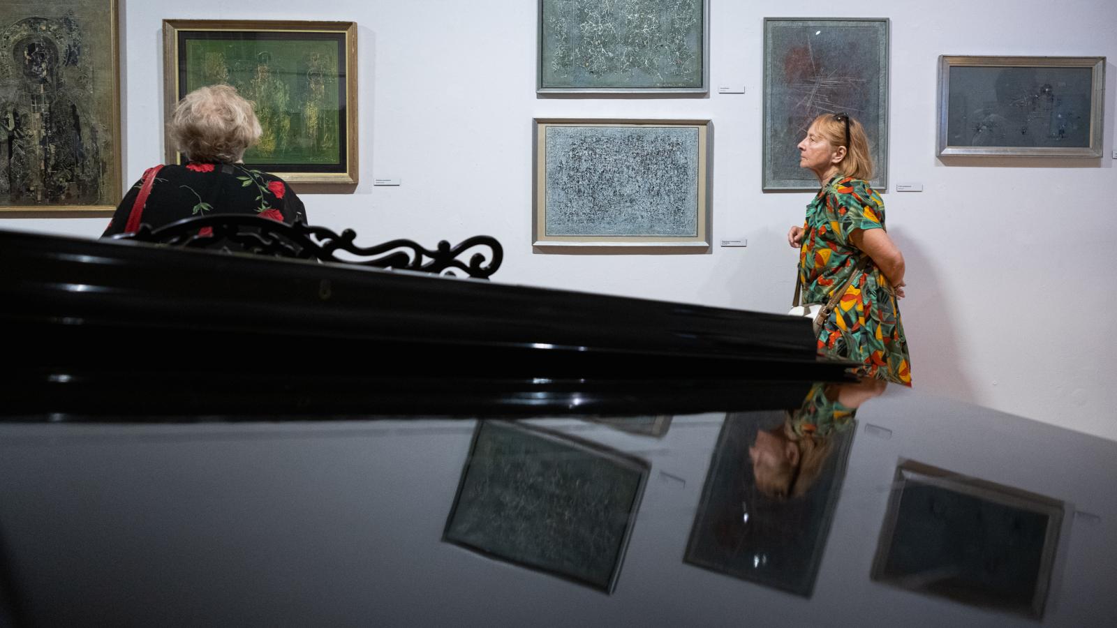 A festőt bibliai, mitológiai témák, tájképek és tengeri víziók egyaránt foglalkoztatták 