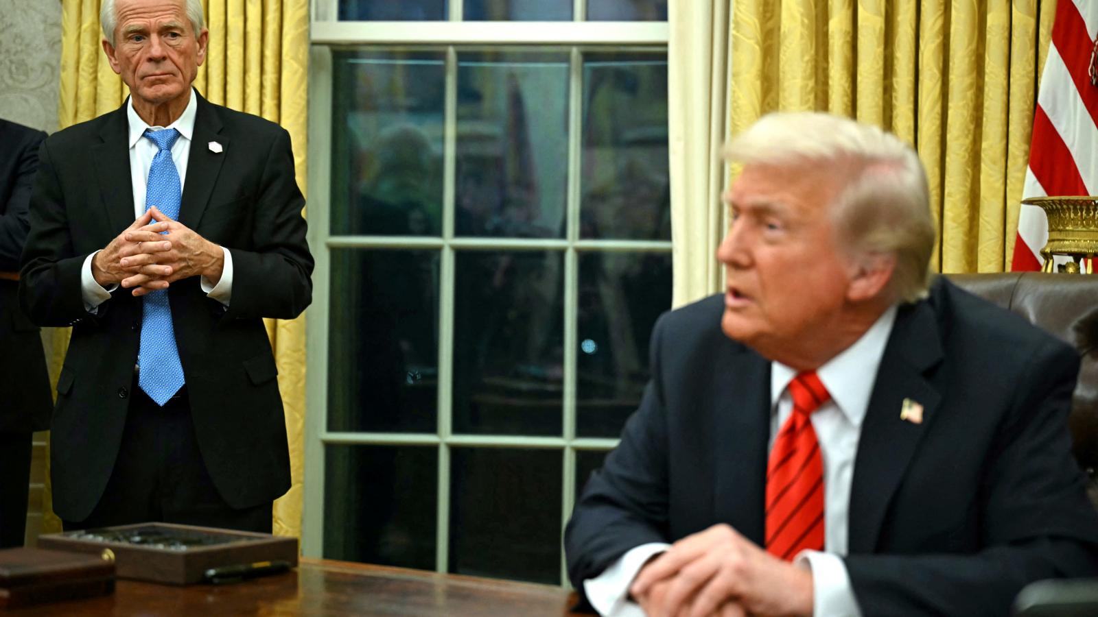 Donald Trump amerikai elnök és Peter Navarro kereskedelempolitikai főtanácsadó