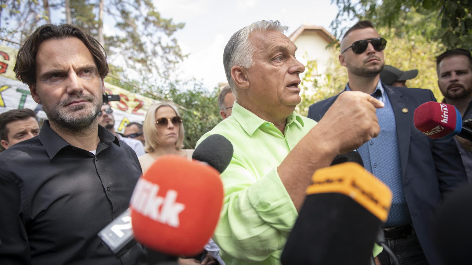 Illusztráció: Orbán Viktor Kötcsén 2024. szeptember 7-én