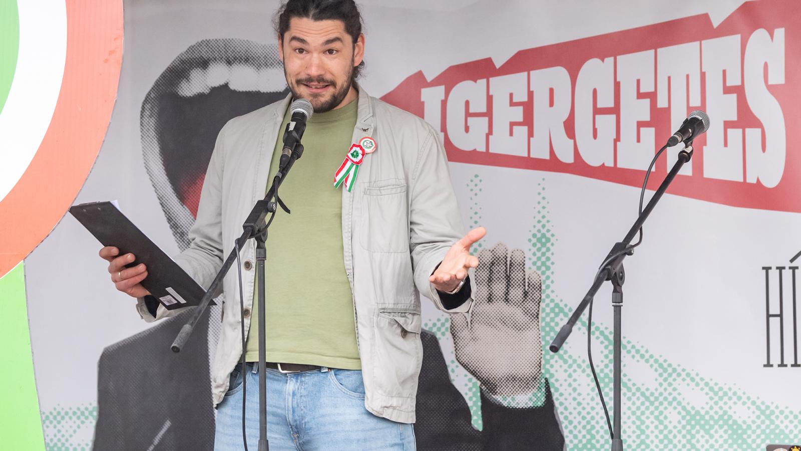 Nagy Dávid a Kutyapárt március 15-i rendezvényén