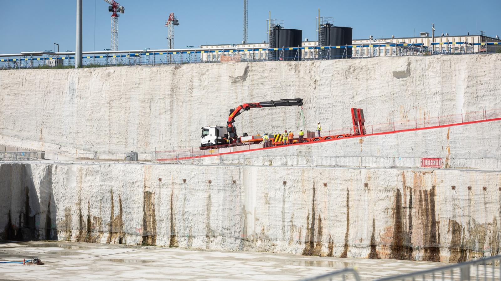 A paksi bővítés már most is jelentős csúszásban van, ami tovább nőhet