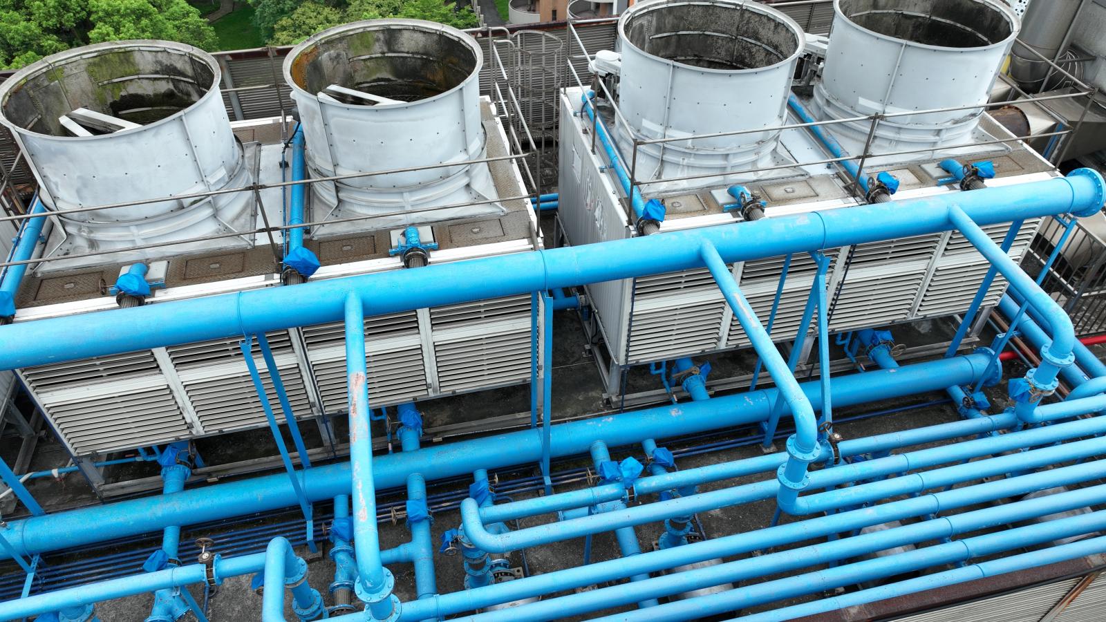 Tárolókban a szerverek hűtéséhez szükséges víz