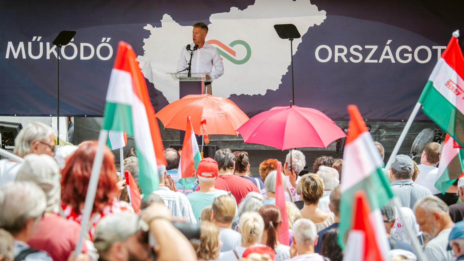 Nagygyűlés. Jól működő közszolgáltatásokhoz hatékony és igazságos adórendszerre van szükség