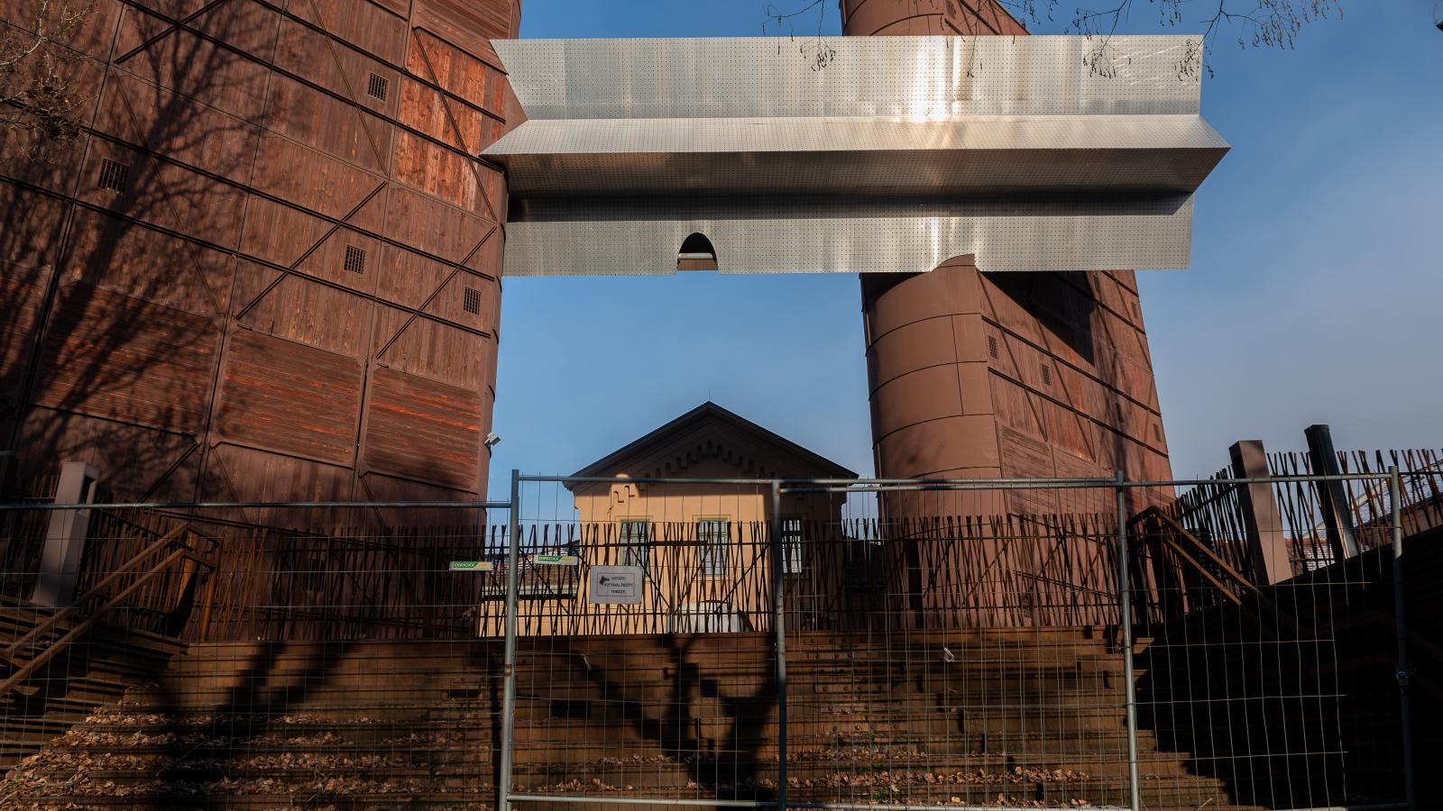 Most is üresen áll a józsefvárosi holokauszt-emlékközpont