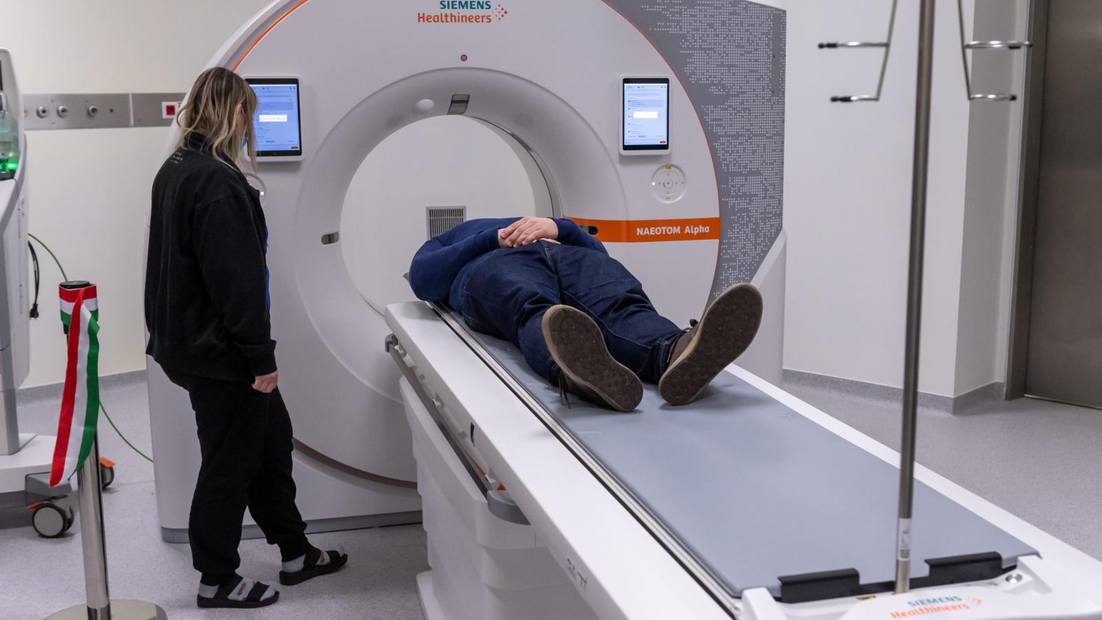 A többség elutasítja, hogy pénzért elsőbbséget kapjon a vizsgálatoknál