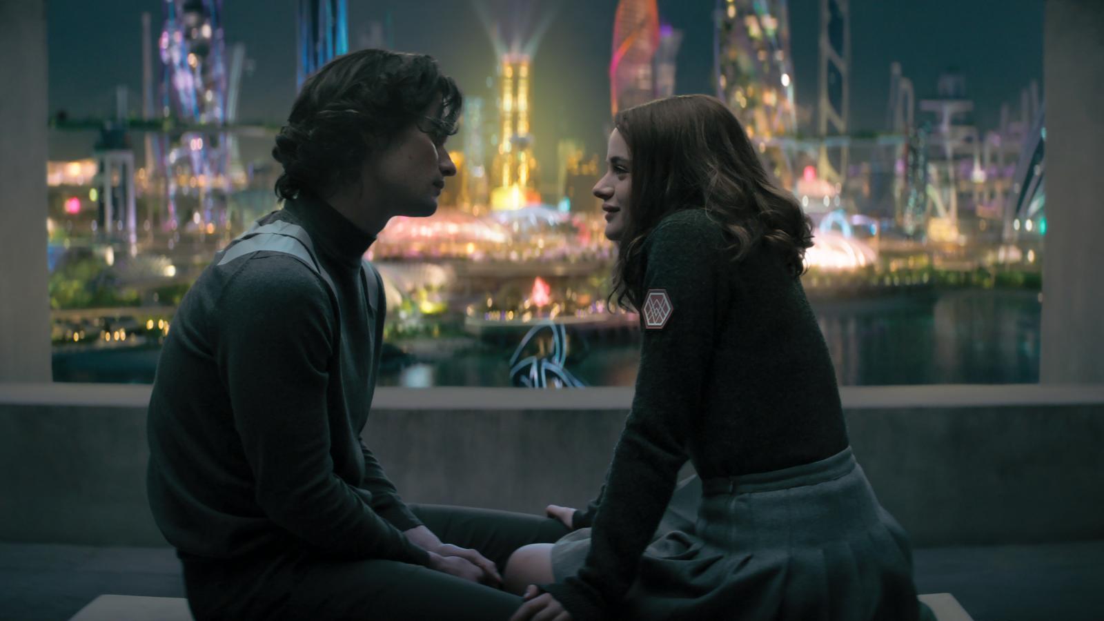 A Csúfok két főszereplője: Chase Stokes és Joey King